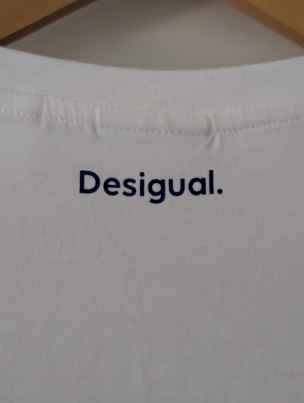 Desigual Mediterranean Landscape T-shirt By Artist Javier Mariscal Collab Medium - Picture 10 of 12